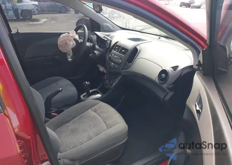 2012 Chevrolet Sonic 2Ls из США, поврежденный, VIN 1G1JA5SHXC4210810